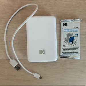 KODAK Step Wireless Mobile Photo Mini Printer (White)